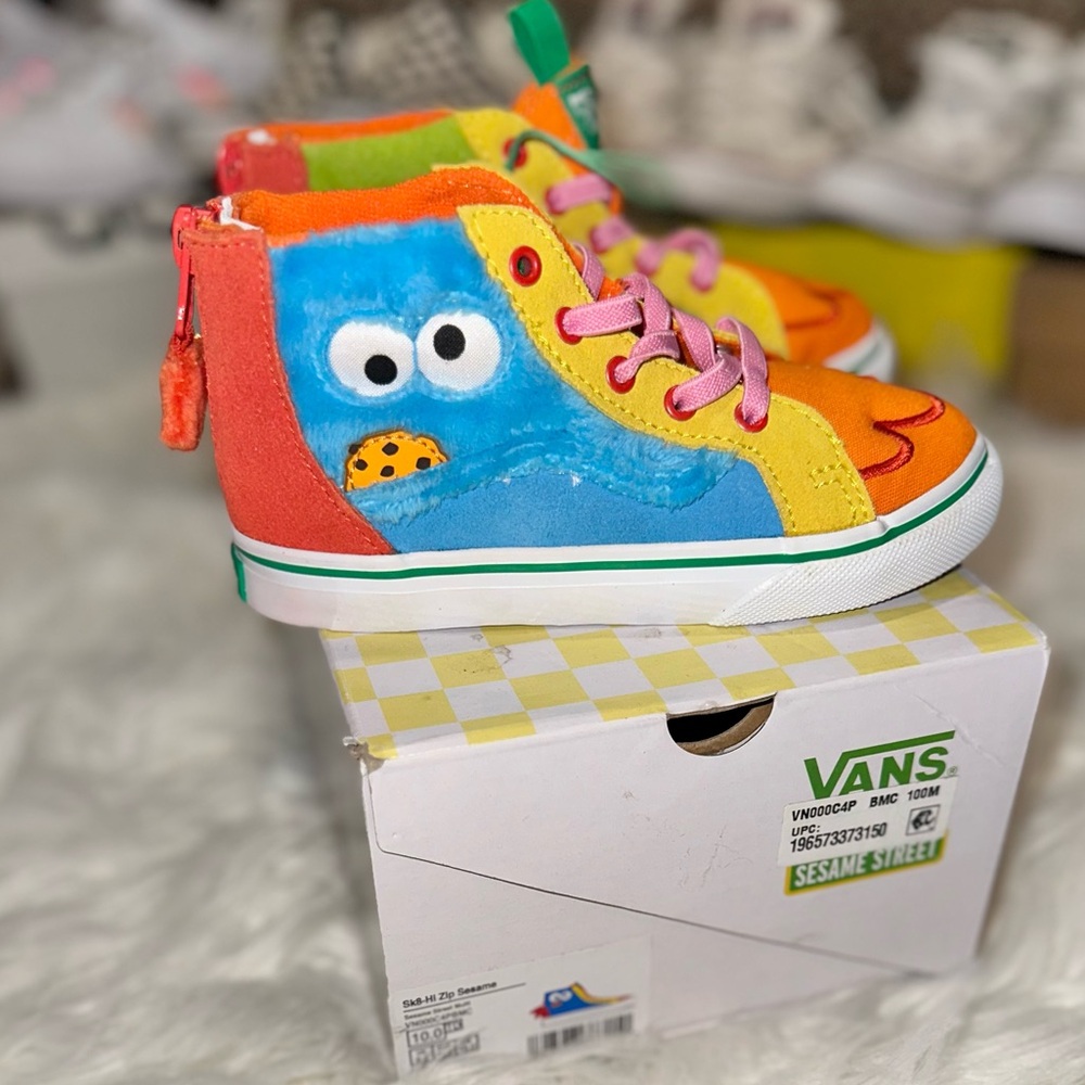 🚫SOLD🚫🐦‍🔥🐤NEW Kids x Sesame Street Sk8-Hi Zip Sneakers 10C limited edition 🍊🧡🔸🐥 - Picture 5 of 8